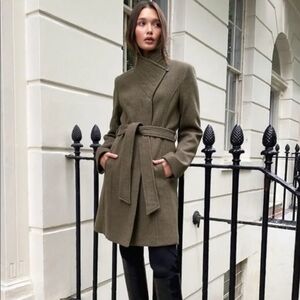 Aritzia Babaton The Connor Coat